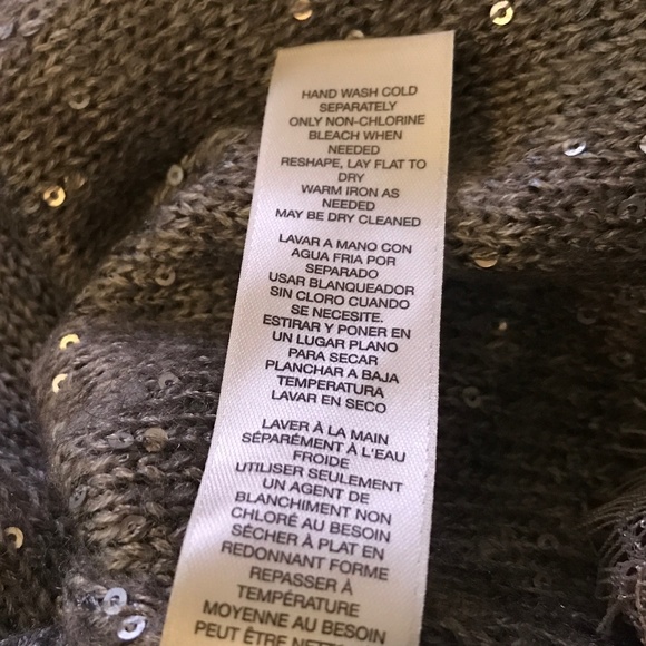 Chico’s long sleeved heather gray vneck sweater with tiny metallic sequins (L) - Picture 15 of 16